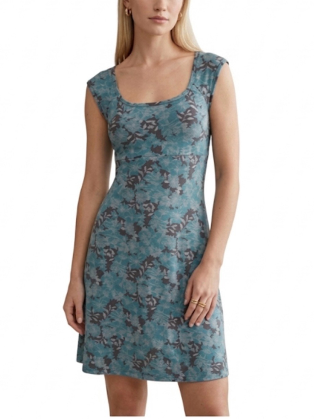 MEC Skyler Dress Athleisure Mountain Equipment Company Sporty